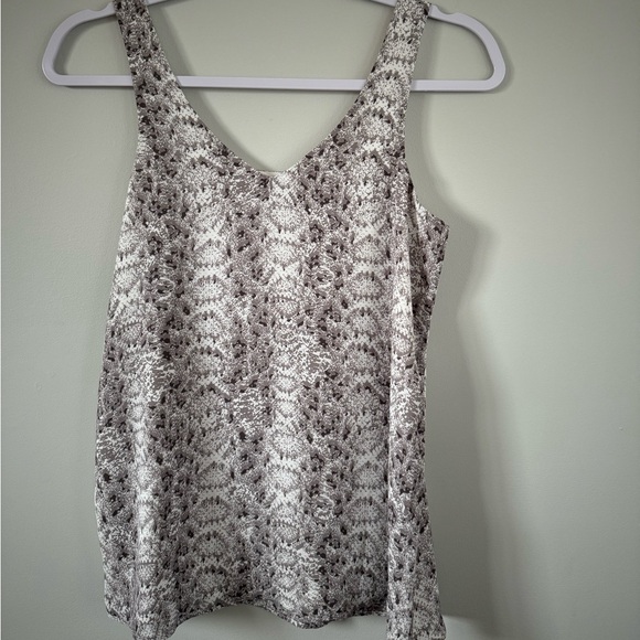 Reversible Tank Top - Picture 2 of 2